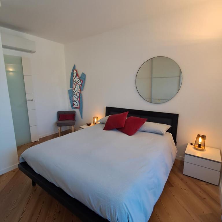 CasaAndrix - One-Bedroom Apartment - 12