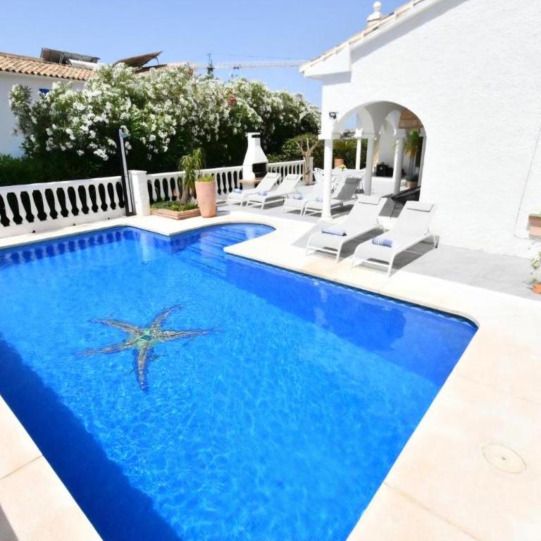 Villa Nido - private villa - pool & BBQ - sleeps 8 - Villa - 2