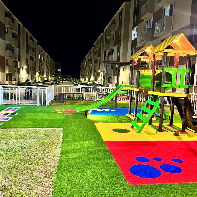 Moderno Apto con Piscina cerca al Centro comercial Unicentro - Apartamento de 3 dormitorios - 4