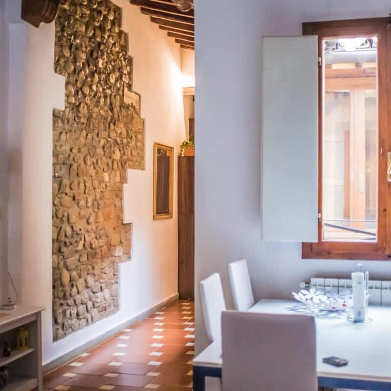 Spacious 2BR with 2 Ensuite Baths in Florence - Apartment - 9