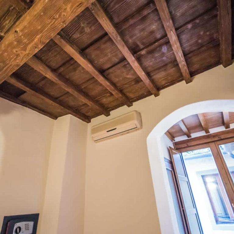 Spacious 2BR with 2 Ensuite Baths in Florence - Apartment - 10