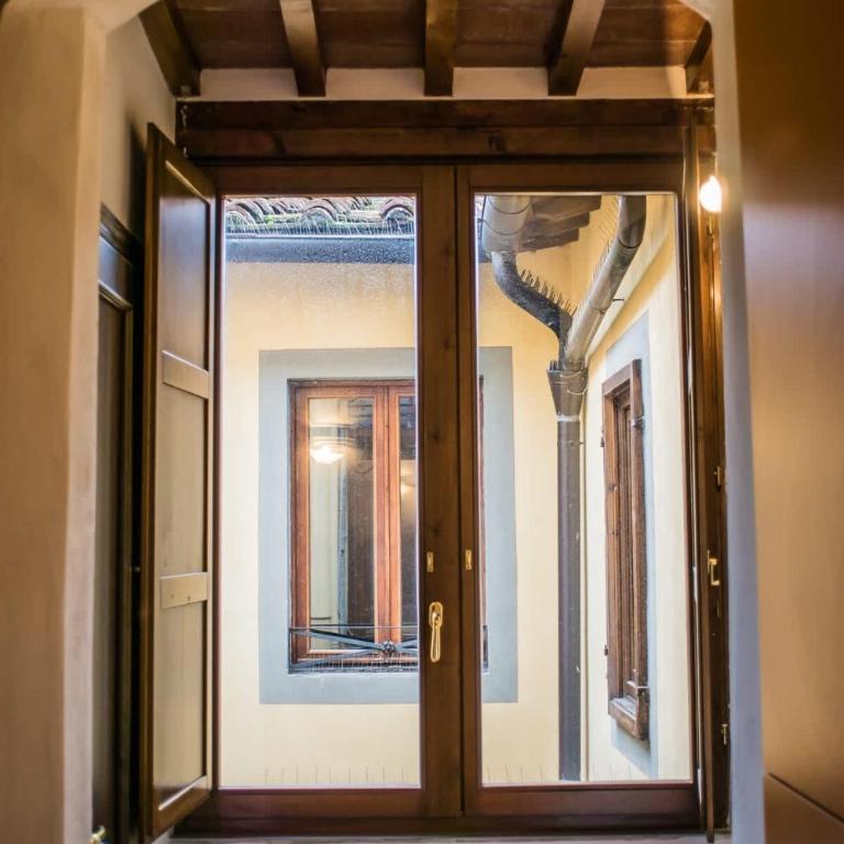 Spacious 2BR with 2 Ensuite Baths in Florence - Apartment - 11