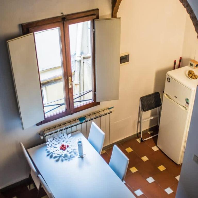 Spacious 2BR with 2 Ensuite Baths in Florence - Apartment - 14