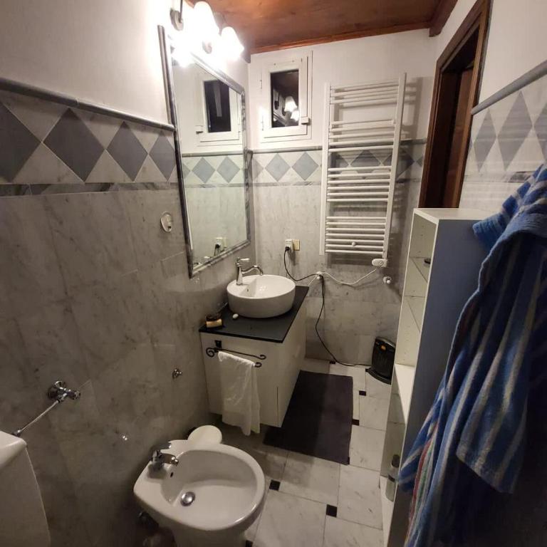 Spacious 2BR with 2 Ensuite Baths in Florence - Apartment - 22