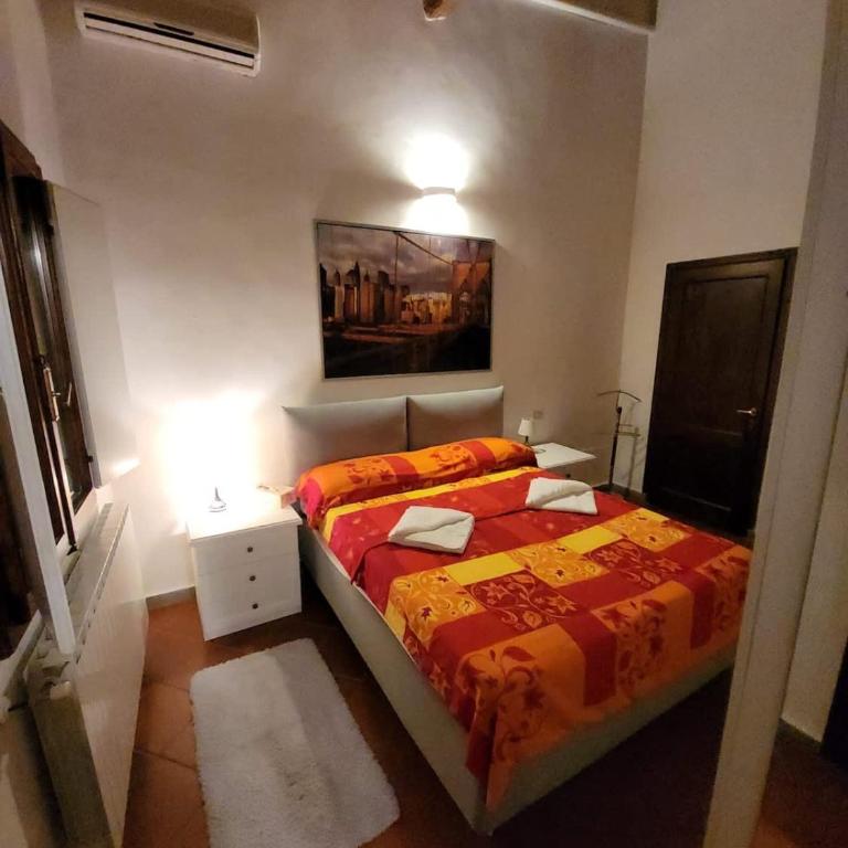 Spacious 2BR with 2 Ensuite Baths in Florence - Apartment - 24