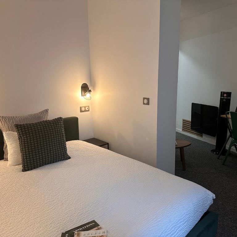 Urban Style Biarritz Le Relais - Grande Chambre Double - 3