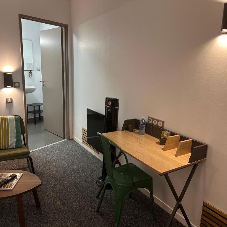Urban Style Biarritz Le Relais - Grande Chambre Double - 2