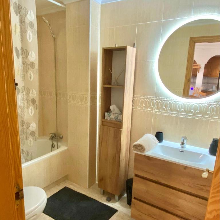 Carabassi Home Gran Alacant Apartman - Three-Bedroom Apartment - 6
