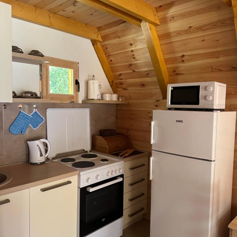 Apartman Boro - One-Bedroom Chalet - 7
