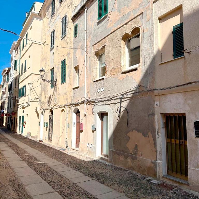 Alghero Suite OLD TOWN - Appartamento con 1 Camera da Letto - 8