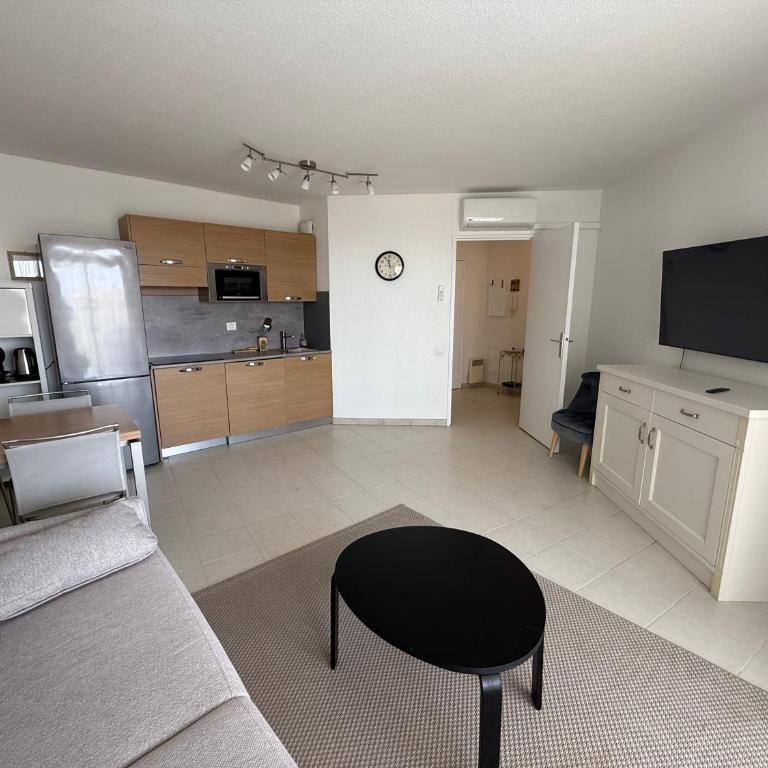 Appartements en bord de mer - One-Bedroom Apartment - 13
