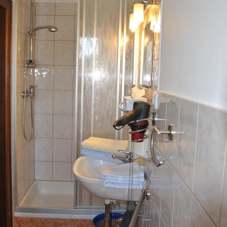Frühstückspension Matheidl - Kleines Doppelzimmer - 10