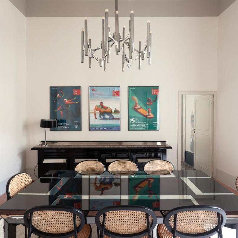 CA - Historic apartment with refined design - Vacation Home - 31