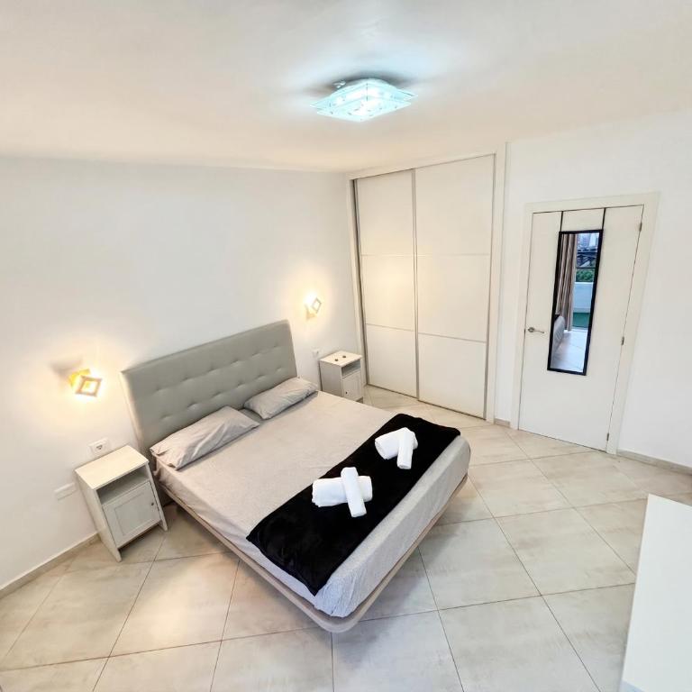 Paraiso Apartment 1km walk to beach - Apartamento de 1 dormitorio con balcón y vistas a la montaña - 4