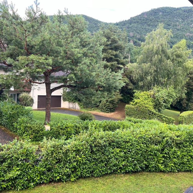 Villa avec piscine à 5 minutes du lac - Three-Bedroom Villa - 32