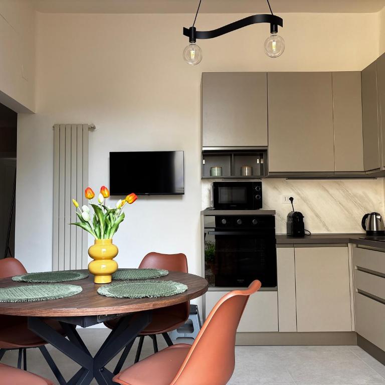Florence Apartment With Private Garden - Da Elda e Dolfo - Appartamento con 2 Camere da Letto - 1