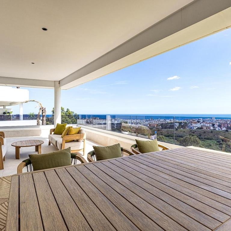Incredible Sea View Apartment at Estepona Hills - Apartamento de 3 dormitorios - 1