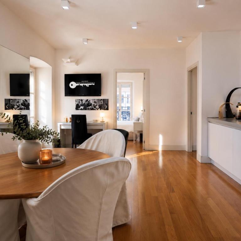 Apartments Trieste Centro I Piazza Unità - Appartamento con 2 Camere da Letto - 1