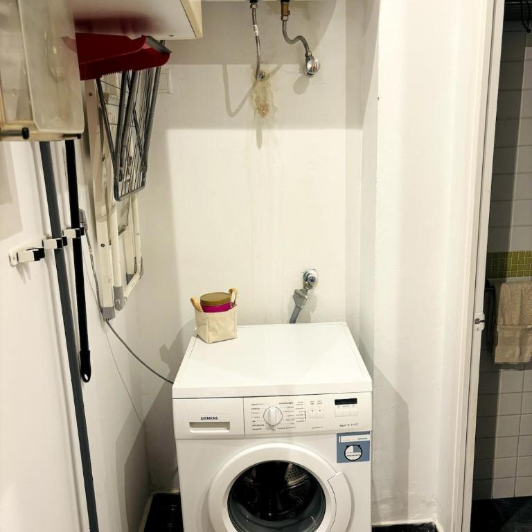 Charming Stay in Barcelona Near Las Ramblas - Two-Bedroom Apartment - 12