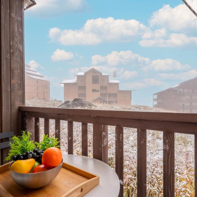Balcony Ski-In Ski-Out with View apartments in centre of Val Thorens - Apartment with Balcony - 5