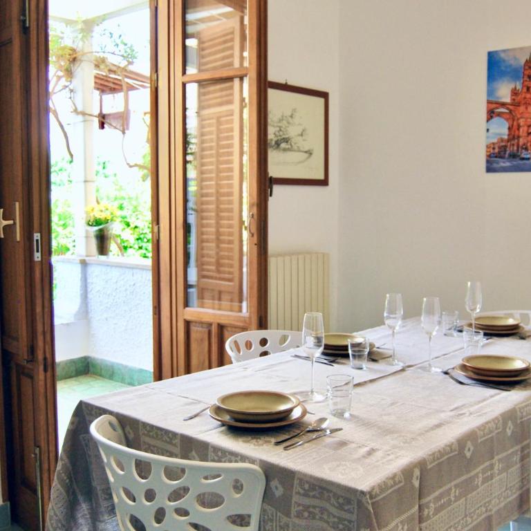 Villa Orlando Mondello - Two-Bedroom Villa - 39