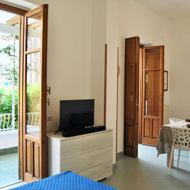 Villa Orlando Mondello - Two-Bedroom Villa - 40