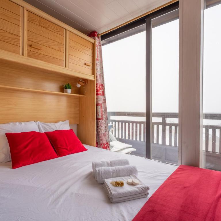 Balcony Ski-In Ski-Out with View apartments in centre of Val Thorens - Apartment with View and Balcony - 3