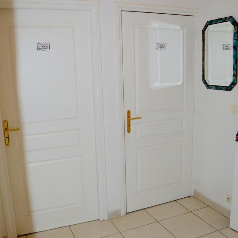 Charmant appartement bord mer dans un grand parc - Apartment mit 1 Schlafzimmer - 10