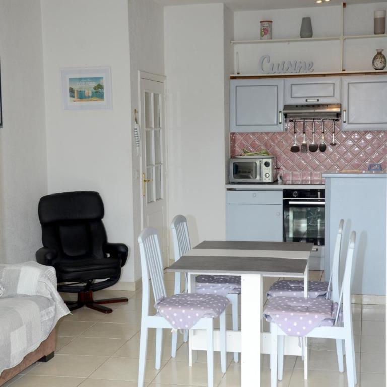 Charmant appartement bord mer dans un grand parc - Apartment mit 1 Schlafzimmer - 14
