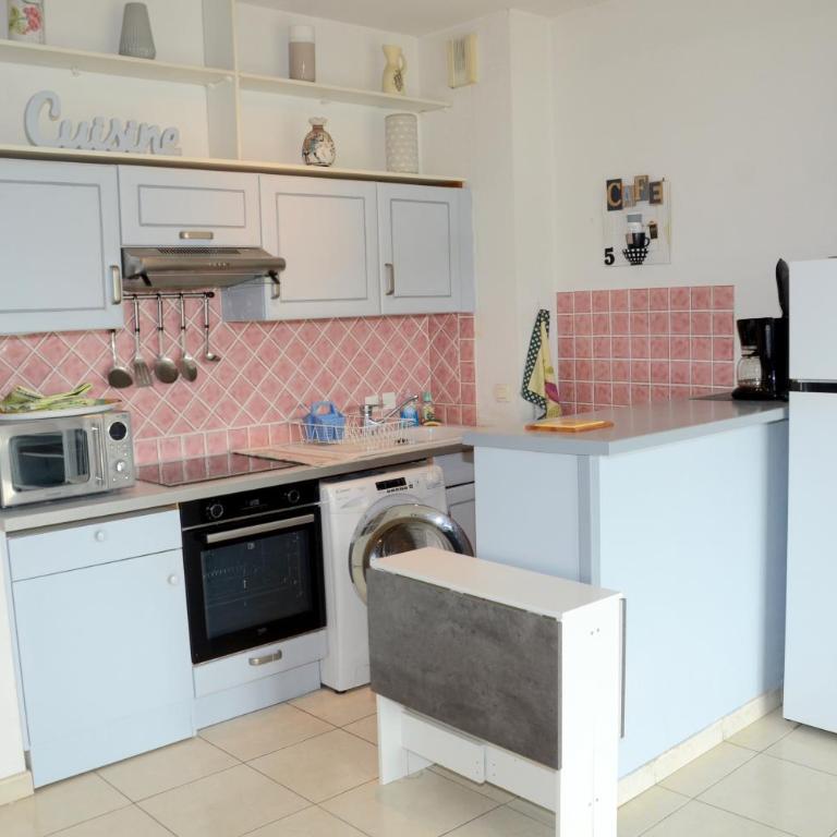 Charmant appartement bord mer dans un grand parc - Apartment mit 1 Schlafzimmer - 20