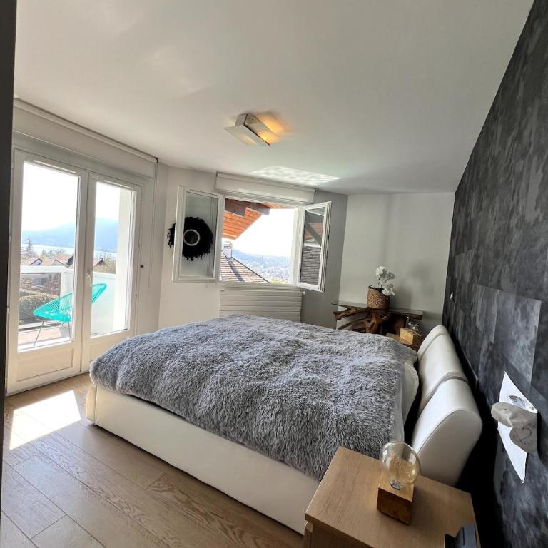 villa au calme avec piscine et vue sur le lac - Villa mit 3 Schlafzimmern - 52