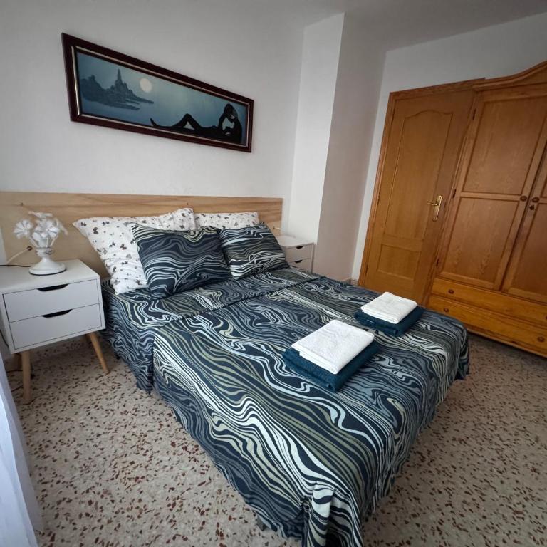 La Turia Soleada - Three-Bedroom Apartment with Balcony - 10