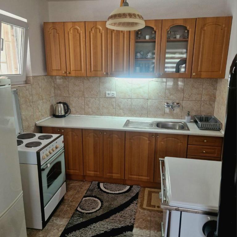 Privatna Kuća - Kuća sa 2 Spavaće Sobe - 3