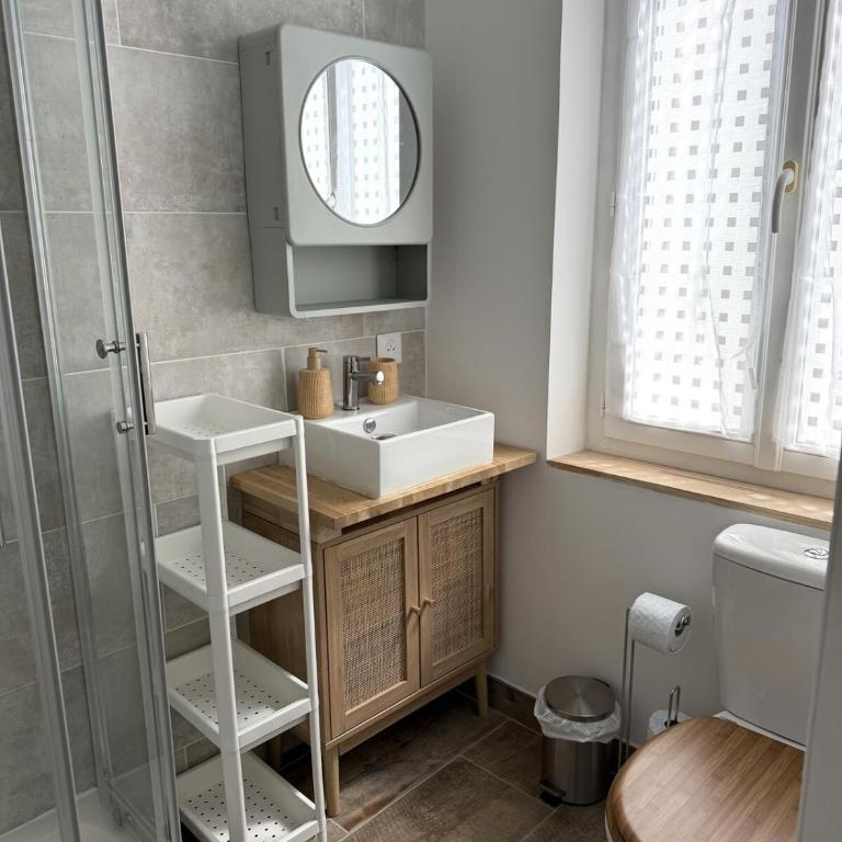 Charmant studio climatise proche remparts 5min - Appartement 2 Chambres - 9