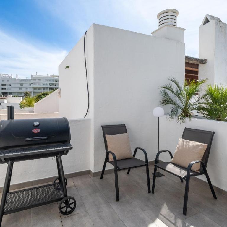 Hidden Gem 4 Bdr House Just Renovated on the Beach - Casa de 4 dormitorios - 25