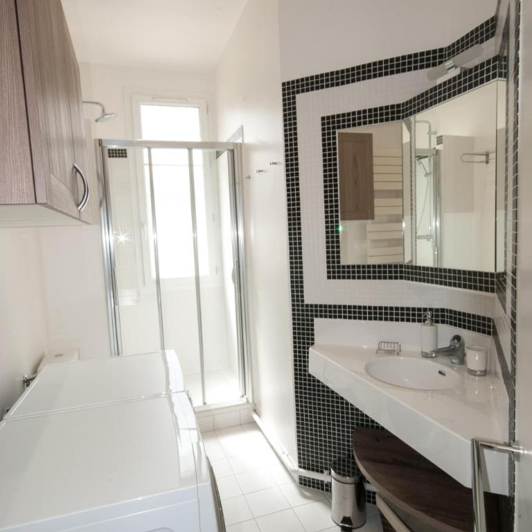 5p haussmannien - PARIS 11ème - Bail mobilité - Three-Bedroom Apartment - 15