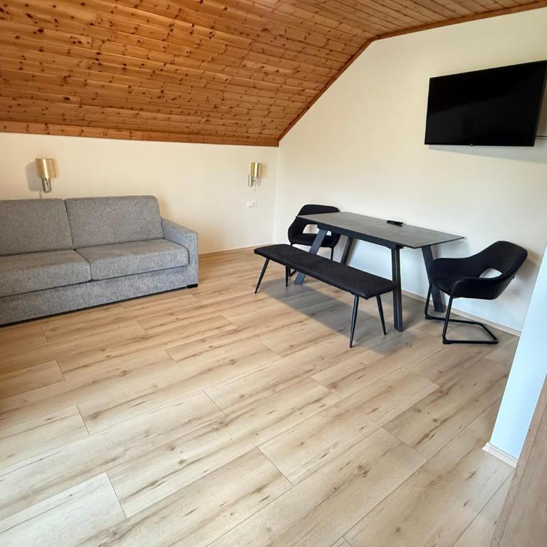 Haus Seerose - Apartment mit 1 Schlafzimmer, Balkon und Bergblick - 9