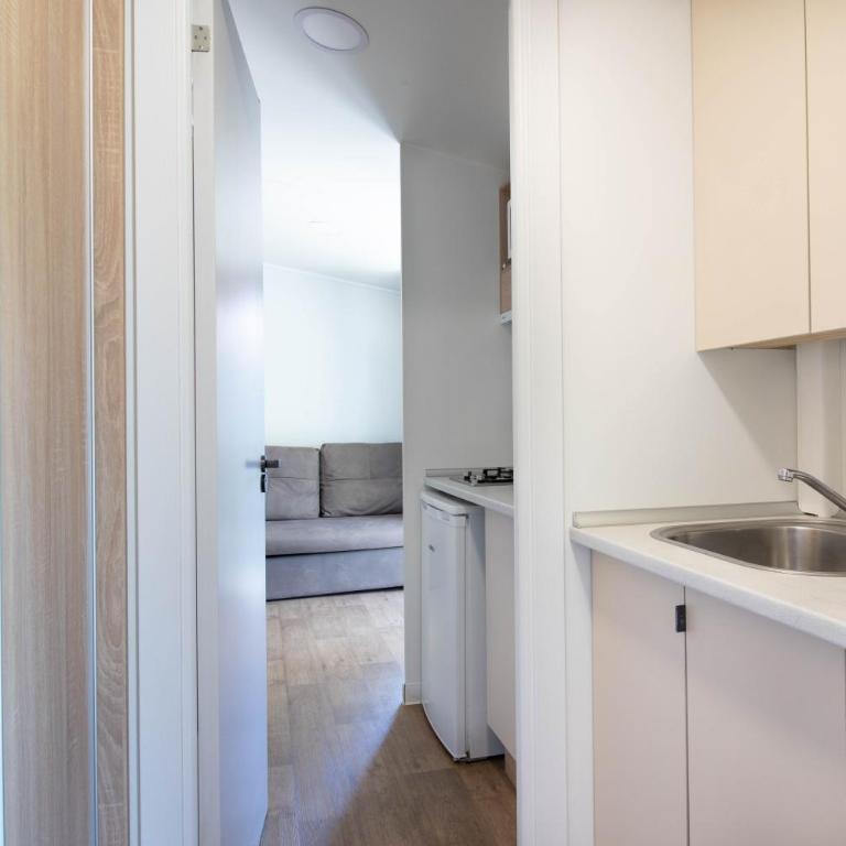 Camping Cambrils Caban - Habitación Doble Familiar - 7