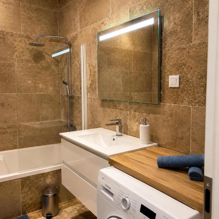 Le 101 Jeanne d'Arc Metz Centre 6 pers - Two-Bedroom Apartment - 18