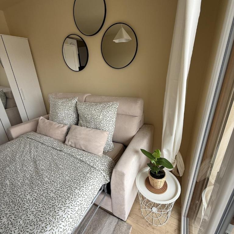 Charmant studio neuf proche centre et plages - Studio - 10