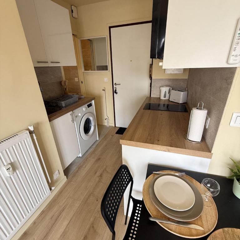 Charmant studio neuf proche centre et plages - Studio - 20