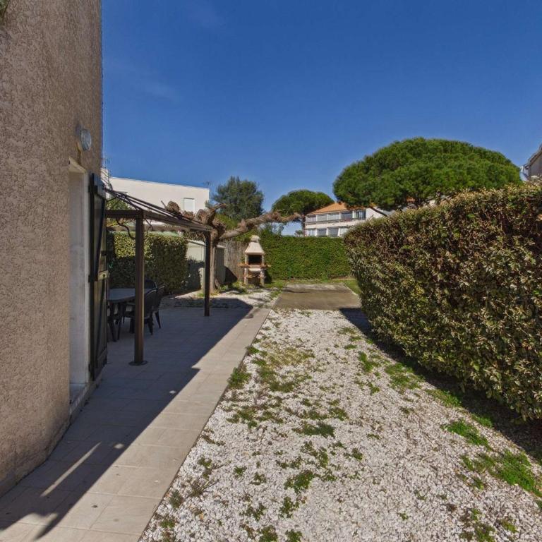Maison 3 pièces pour 5, grand jardin, terrasse, parking privé, proche plages - Marseillan - FR-1-326-448 - Casa - 13