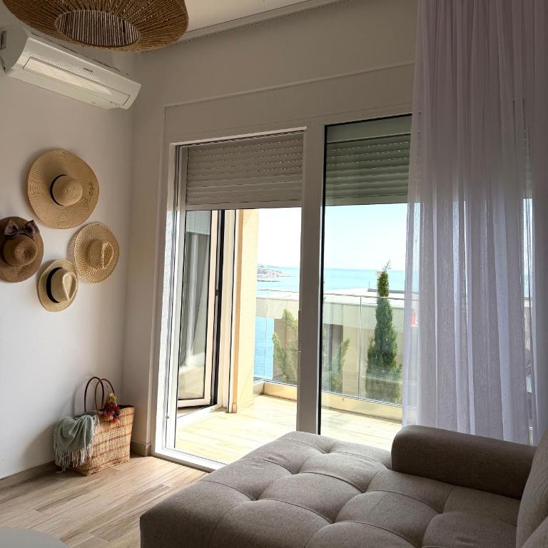 Sea Residence Private Beach&pool Dobra voda - Two-Bedroom Apartment - 11