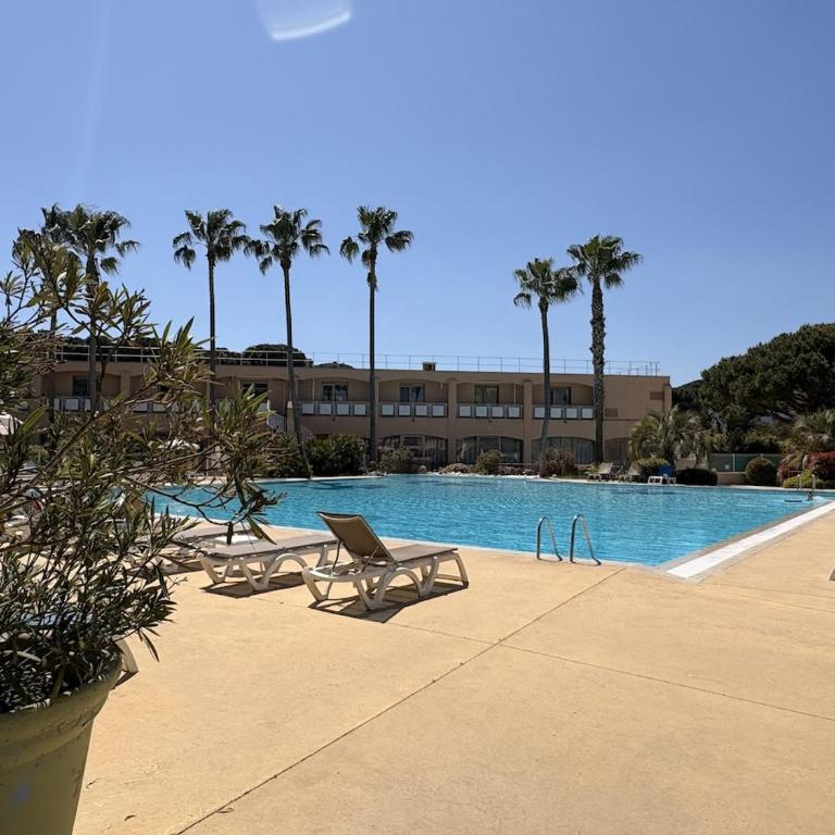 Mandelieu-la-Napoule Studio - Apartment with Garden View - 5
