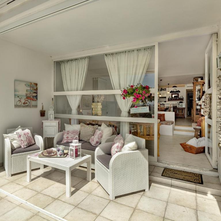 2 bedrooms apartment with direct access to the beach CBL5 - Apartamento con vistas al mar - 5