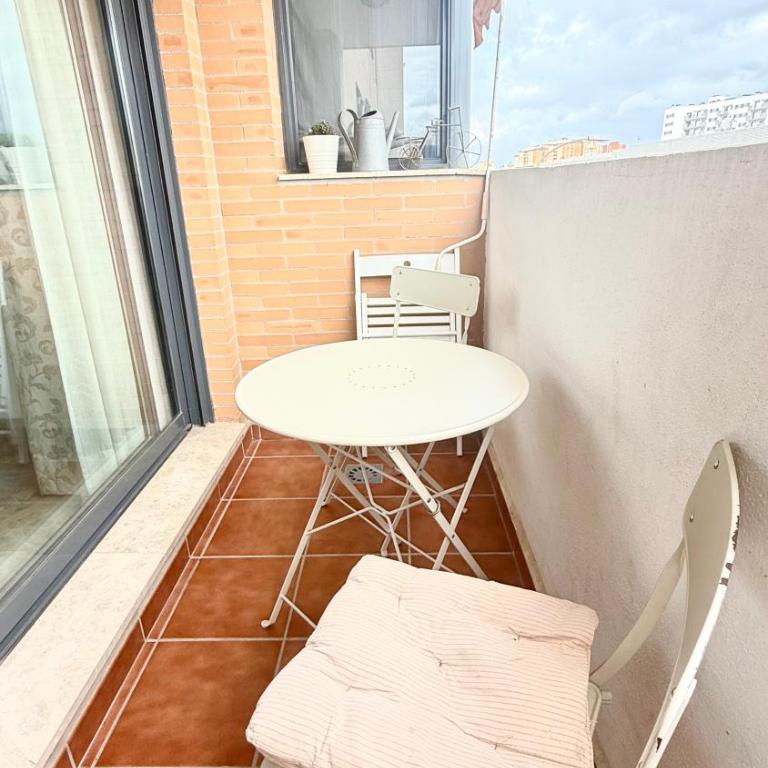 Keywise Perfect location next to María Zambrano STATION, central , beach ,pool and free Parking - Deluxe Apartment - 8