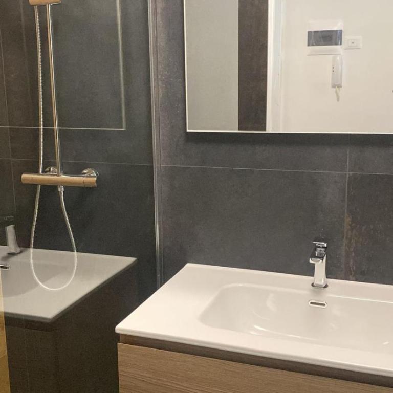 Condominio International - Appartamento Familiare con 2 Camere da Letto - 5