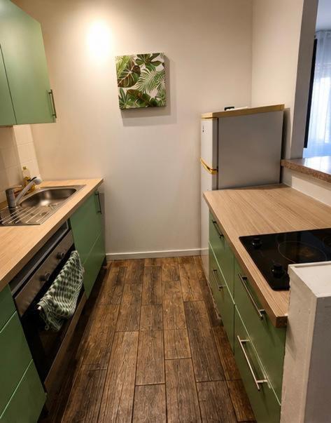 Home2Sea - Piscine, Jardin, studio cabine, 1 canapé lit convertible 2 ADULTES, 1 lit superposé triple 3 ENFANTS ou ADOS - Appartement 1 Chambre - 7