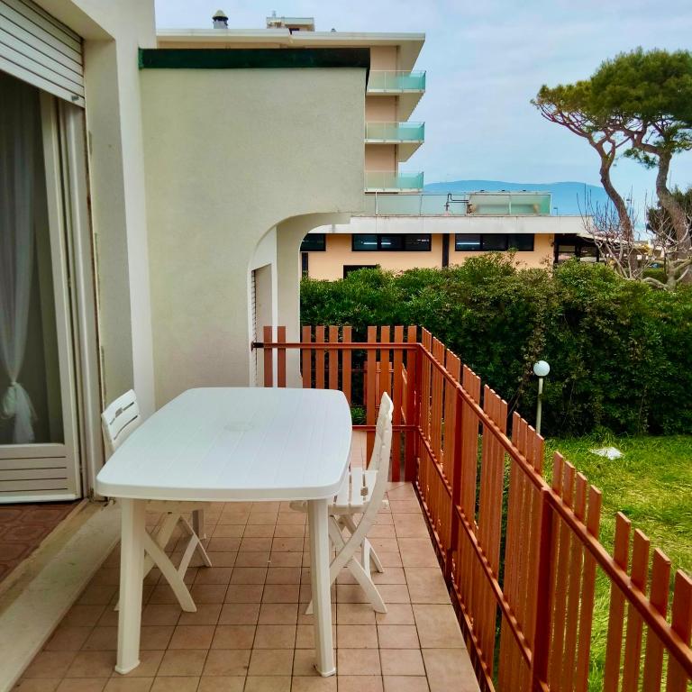 M335 - Marcelli, ampio bilocale fronte mare con balcone - One-Bedroom Apartment - 16