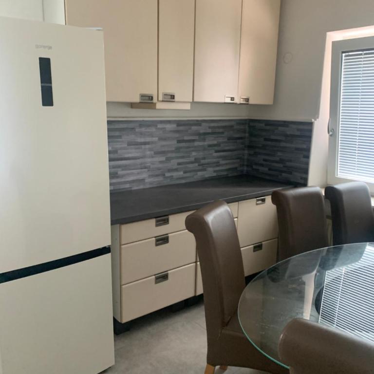 Ganze Ferienwohnung Nürnberg - Camera Budget Matrimoniale/Doppia con Letti Singoli - 6